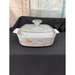 Corning ware 1988 Vintage Casserole dish with cover 1LTR